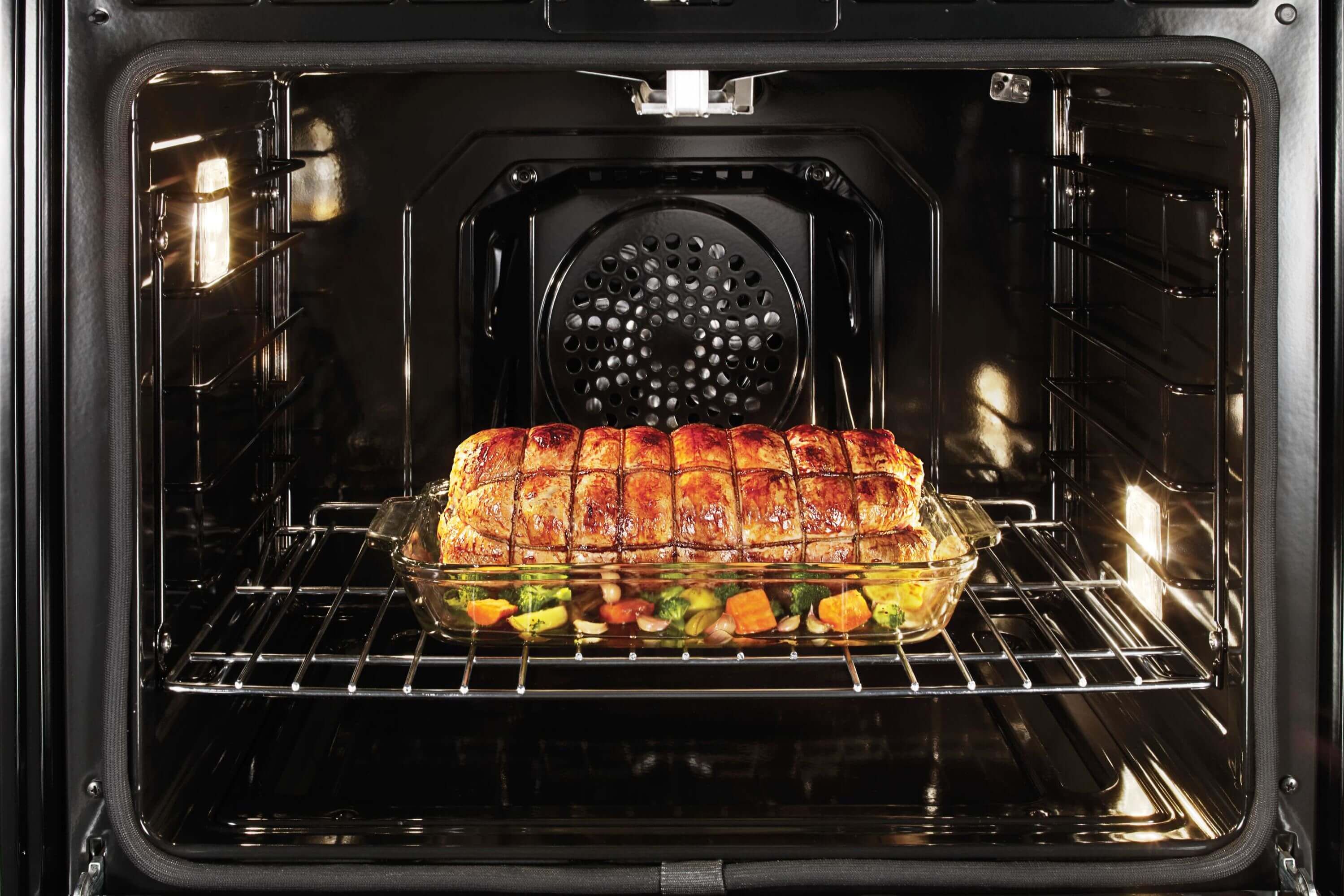 Bei Niedrigtemperatur garen: Tipps und Garzeiten für perfektes Fleisch Bei Niedrigtemperatur garen: Tipps und Garzeiten für perfektes Fleisch