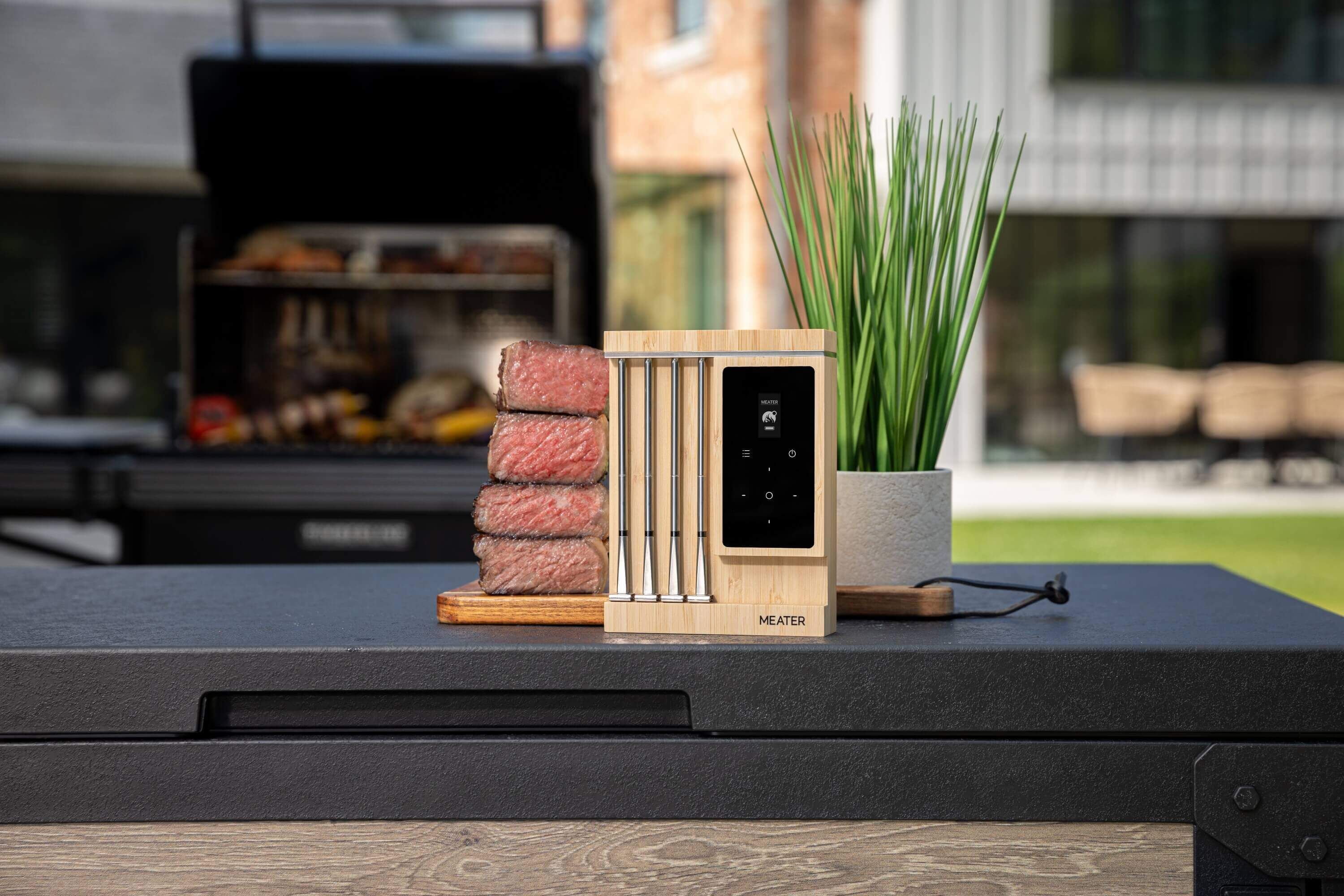 Meater PRO XL Fleischthermometer: smarter Meater Block mit WLAN, Bluetooth & vier Sonden