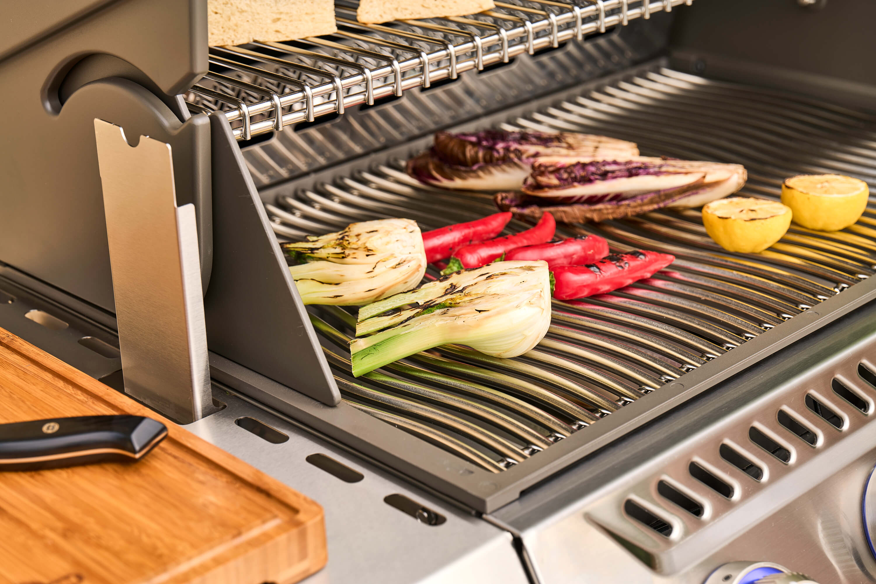Napoleon Prestige PRO 500 Connected | Smarter Gasgrill, Schwarz inkl. Drehspieß - Modell 2026 – Bild 42 Napoleon Prestige PRO 500 Connected | Smarter Gasgrill, Schwarz inkl. Drehspieß - Modell 2026 – Produktbild 42