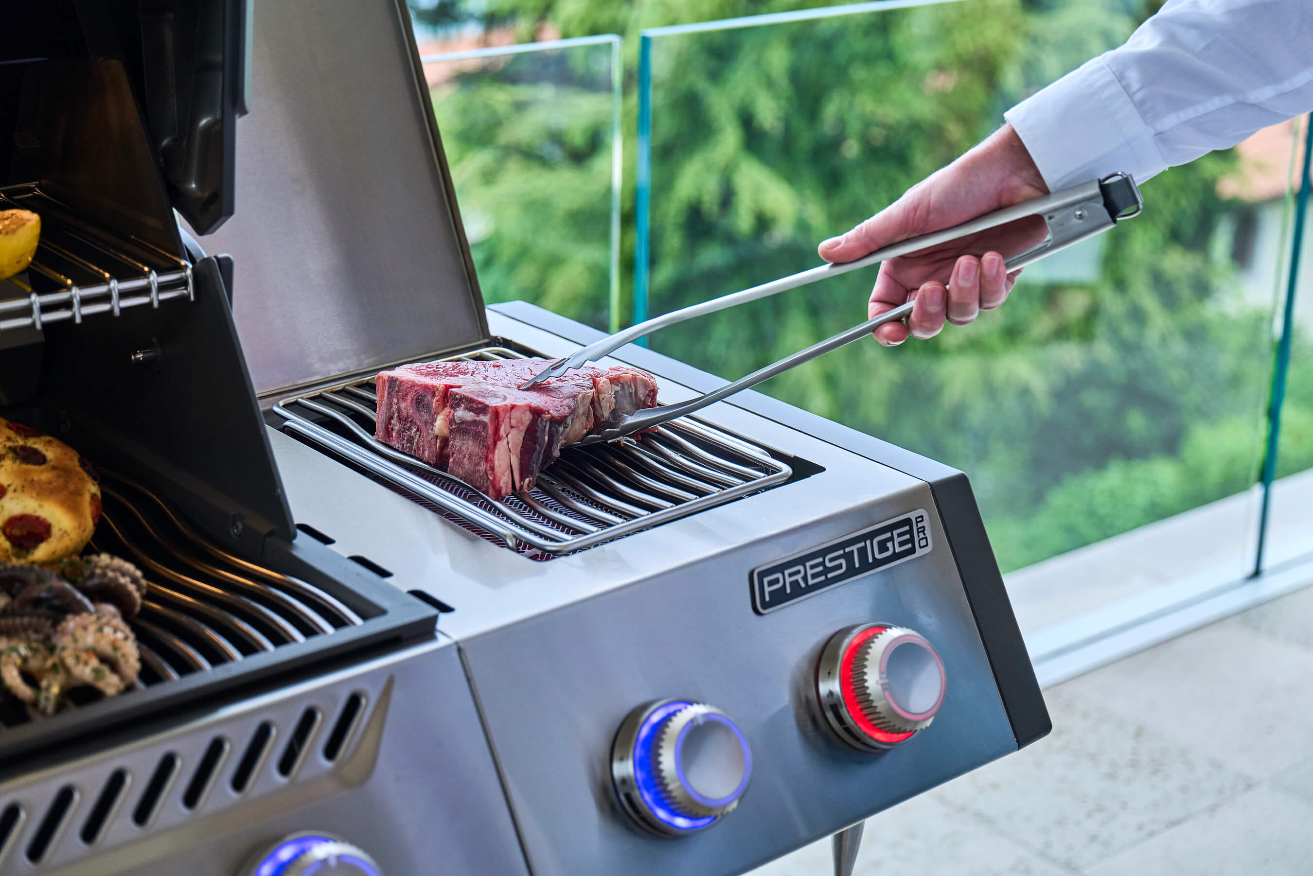 Napoleon Prestige PRO 665 Smart-Connected | Smarter Gasgrill, Edelstahl inkl. Drehspieß - Modell 2026 – Bild 38 Napoleon Prestige PRO 665 Smart-Connected | Smarter Gasgrill, Edelstahl inkl. Drehspieß - Modell 2026 – Produktbild 38