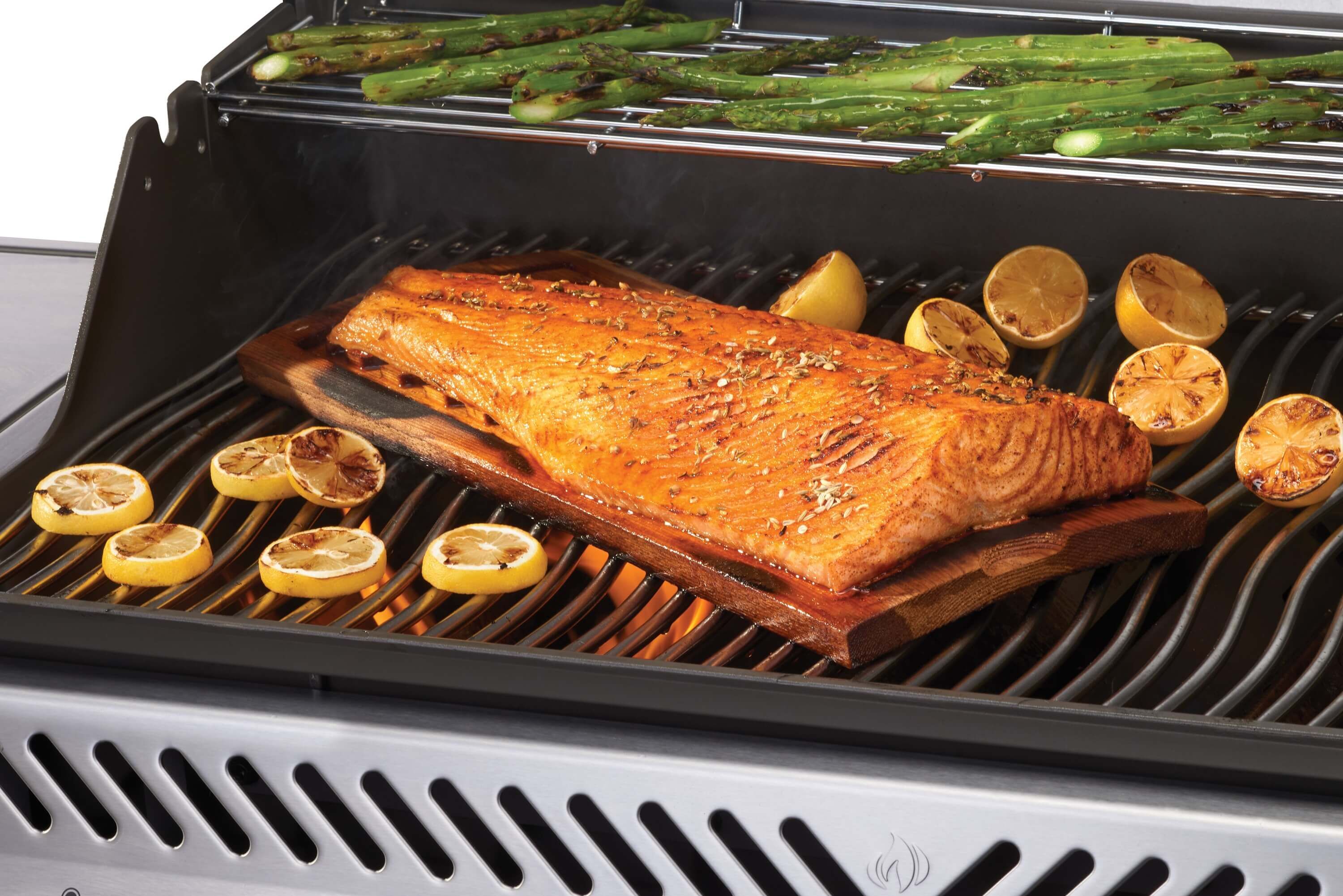 Napoleon Rogue PRO-S 625 RSIB mit Edelstahlrosten | Gasgrill mit Sizzle Zone & Heckbrenner