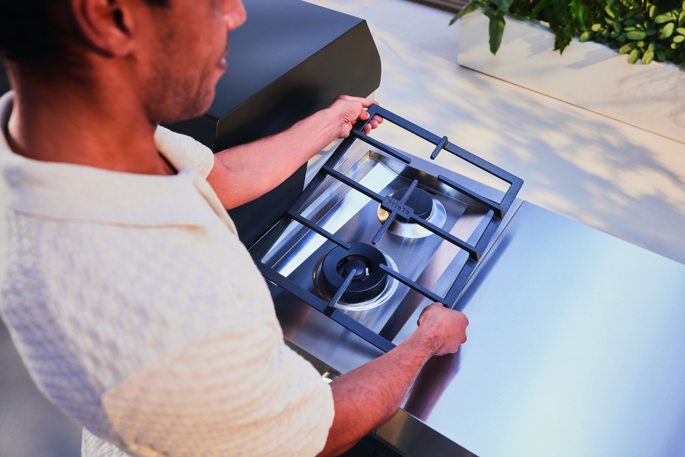 Miele Dreams – Cook S 2P – Gaskochfeld-Modul (3x Schubladen) – Bild 7 Miele Dreams – Cook S 2P – Gaskochfeld-Modul (3x Schubladen) – Produktbild 7