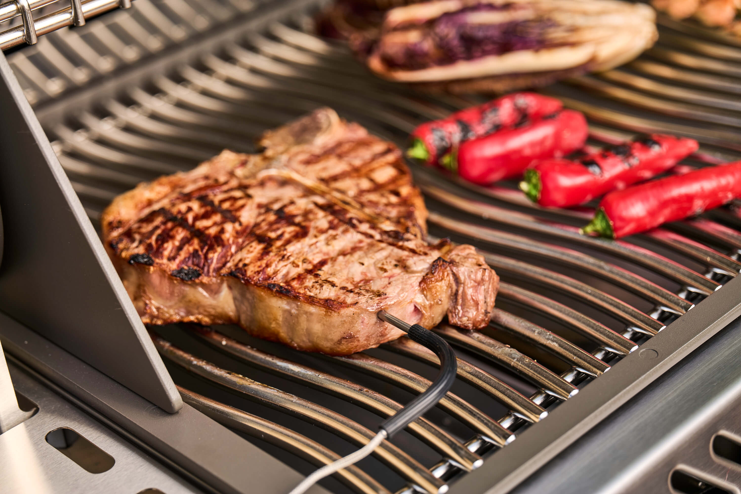 Napoleon Prestige PRO 500 Connected | Smarter Gasgrill, Schwarz inkl. Drehspieß - Modell 2026 – Bild 41 Napoleon Prestige PRO 500 Connected | Smarter Gasgrill, Schwarz inkl. Drehspieß - Modell 2026 – Produktbild 41