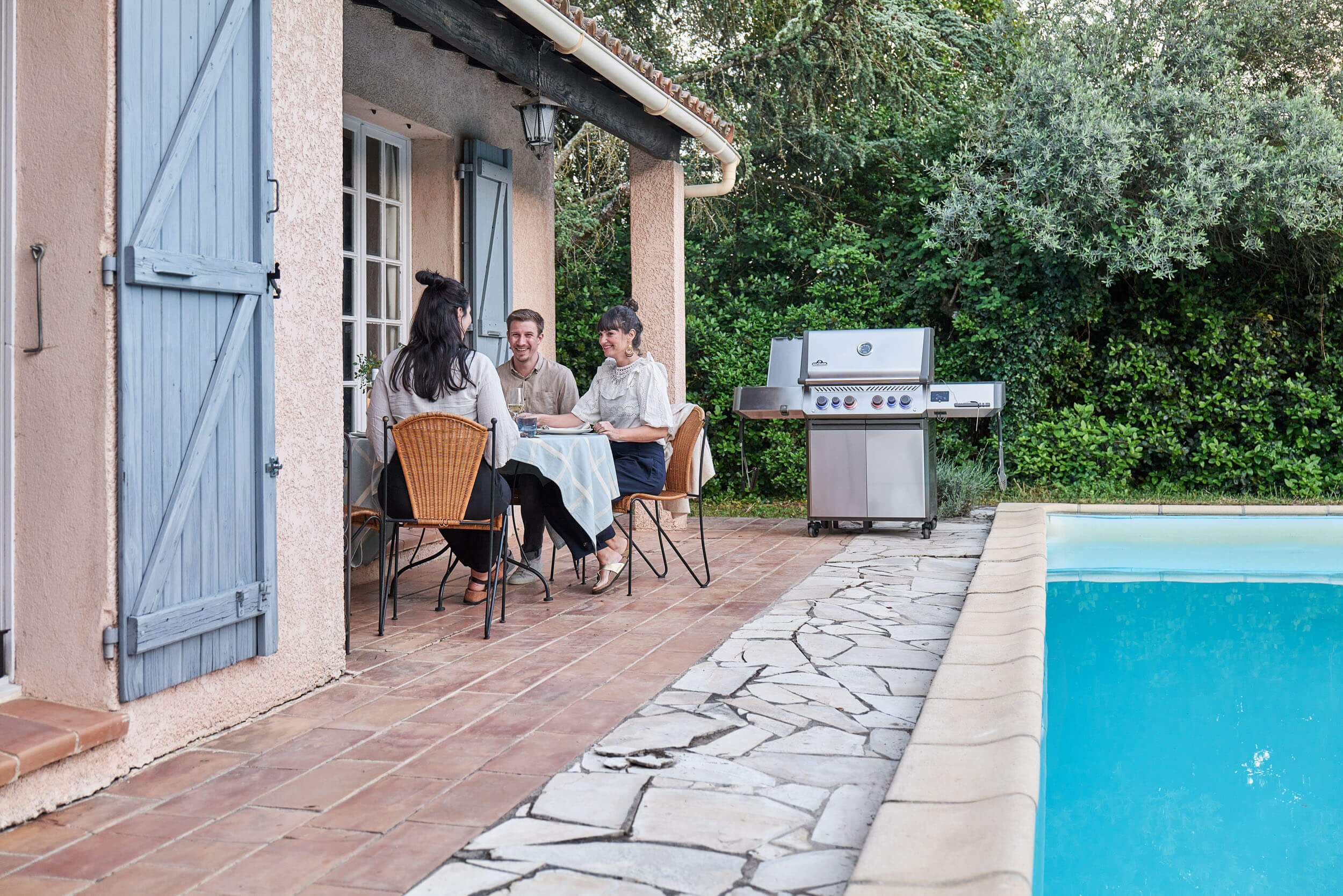 Napoleon Prestige 500 Connected Gasgrill mit Sizzle Zone und Heckbrenner Edelstahl | Modell 2025