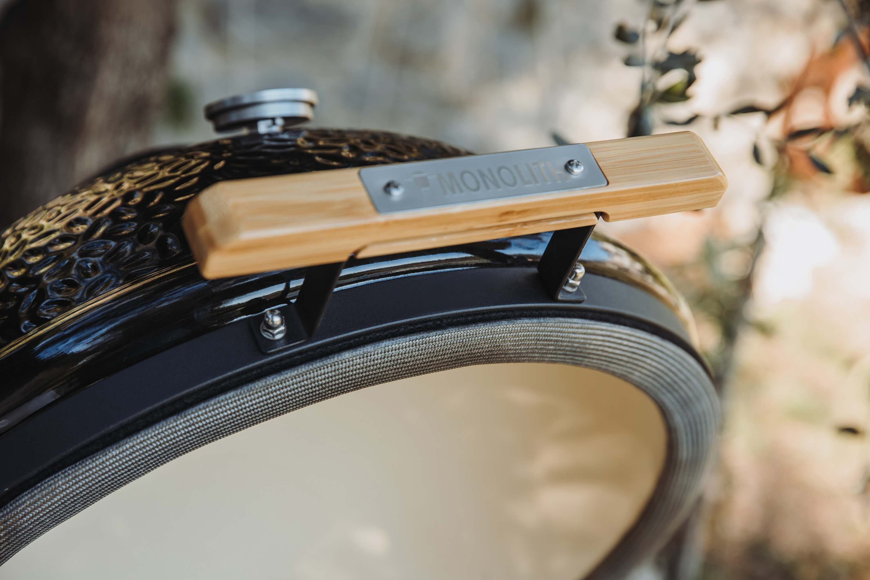 Monolith ONE.55 inkl. Gestell | Keramikgrill