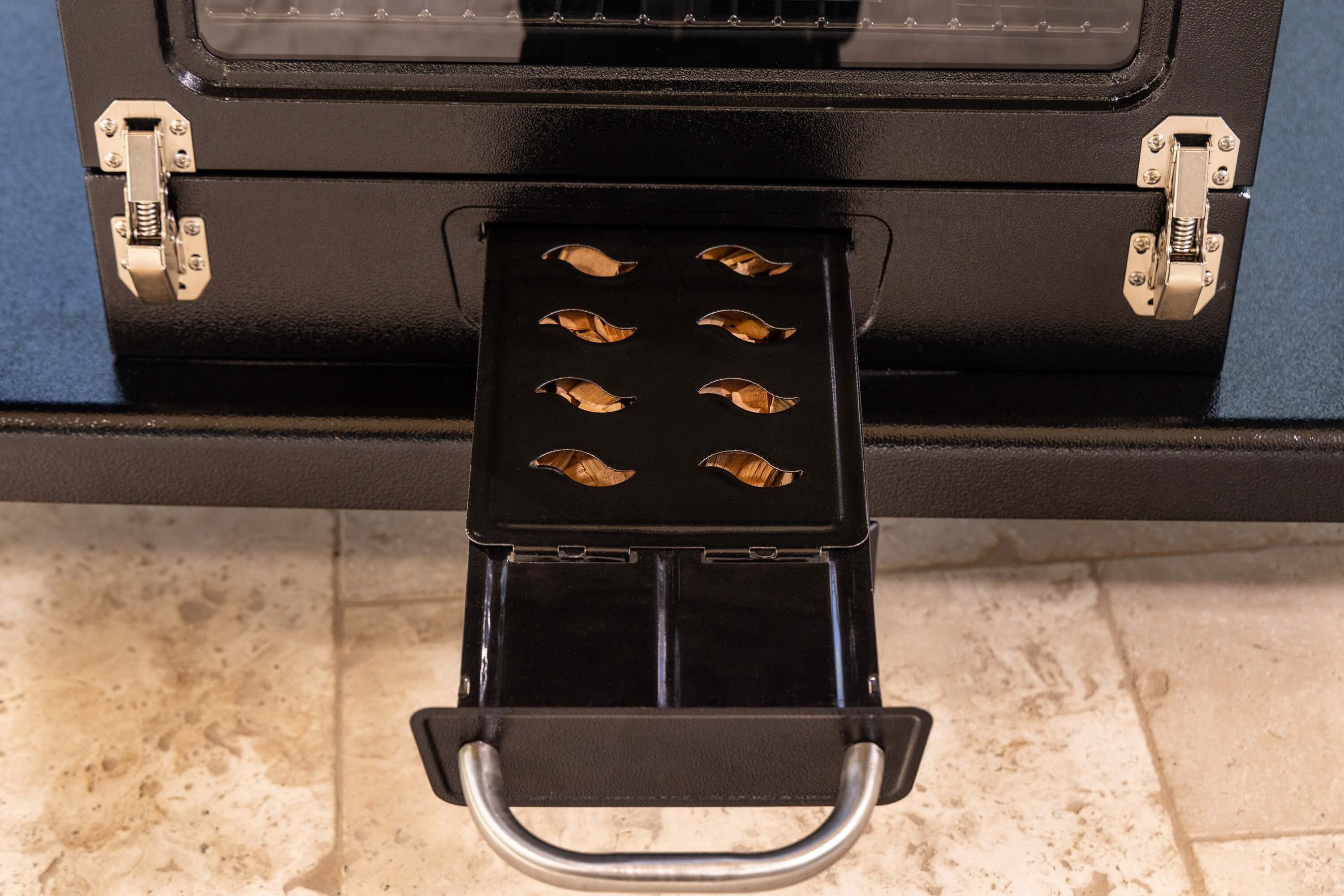 Pit Boss Memphis Ultimate 2.0 Kombigrill | Pelletsmoker, Holzkohlegrill & Gasgrill