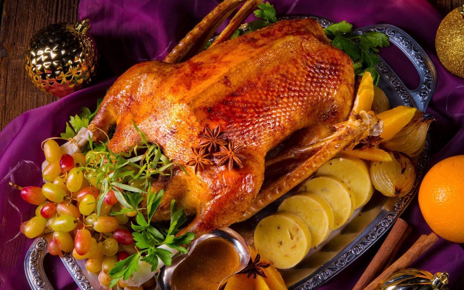 Kerntemperatur Gans: Ganze Gans und Gänsebraten perfekt grillen - knusprig und zart braten