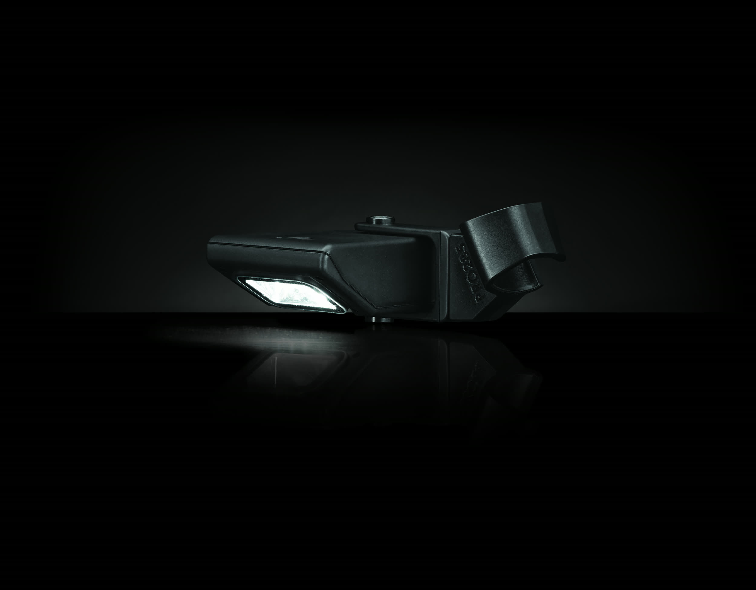 Napoleon Grifflicht für TravelQ 285 und PRO285 - LED Grillbeleuchtung Napoleon Grifflicht für TravelQ 285 und PRO285 - LED Grillbeleuchtung