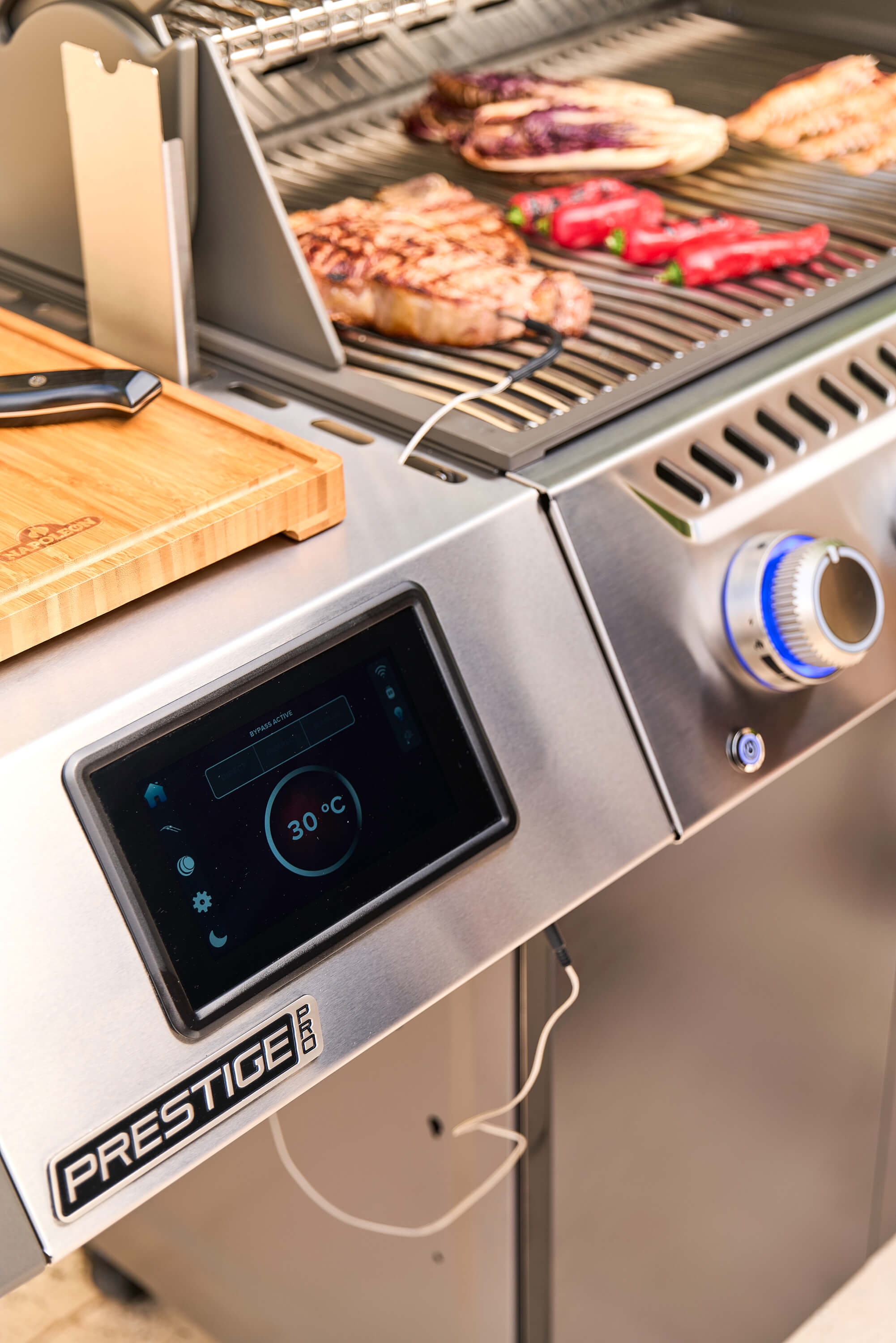 Napoleon Prestige PRO 500 Connected | Smarter Gasgrill, Schwarz inkl. Drehspieß - Modell 2026 – Bild 37 Napoleon Prestige PRO 500 Connected | Smarter Gasgrill, Schwarz inkl. Drehspieß - Modell 2026 – Produktbild 37