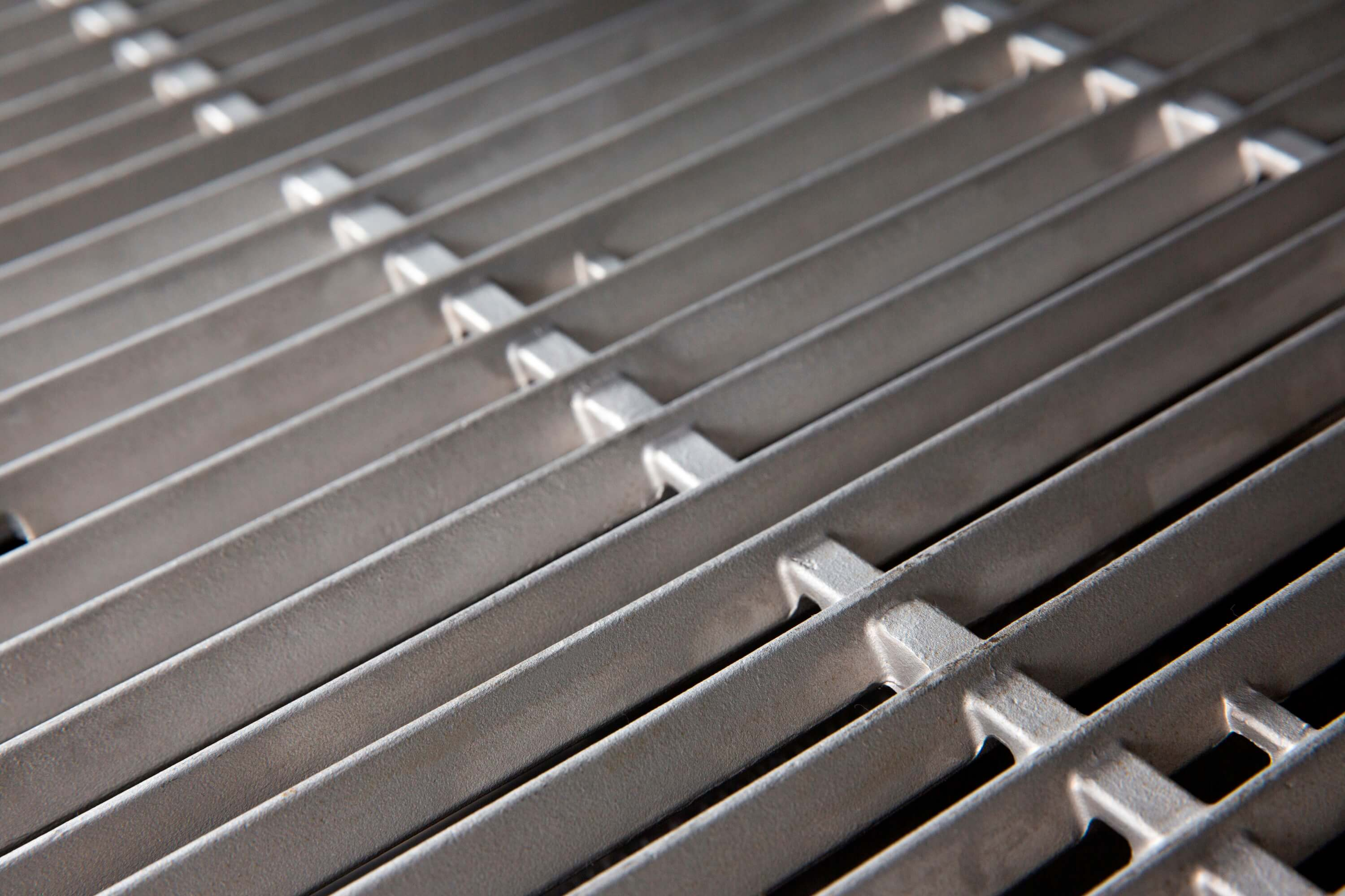 Broil King Edelstahlgussrost für REGAL / IMPERIAL (1x Rost - 48,5 x 15,5 cm) – Produktbild 1